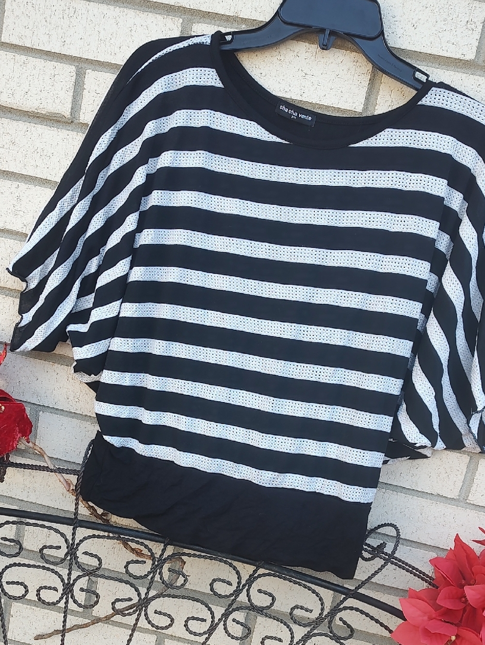 Black & White Top